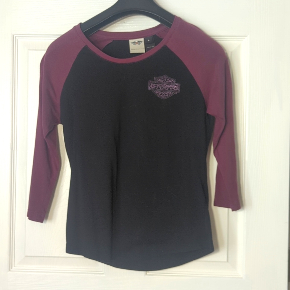 Ladies small Harley Davidson jersey t shirt